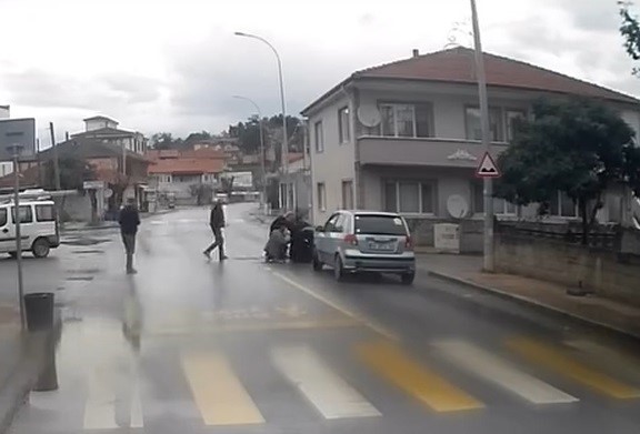 Otomobilin çarptığı yaşlı kadın hayatını kaybetti
