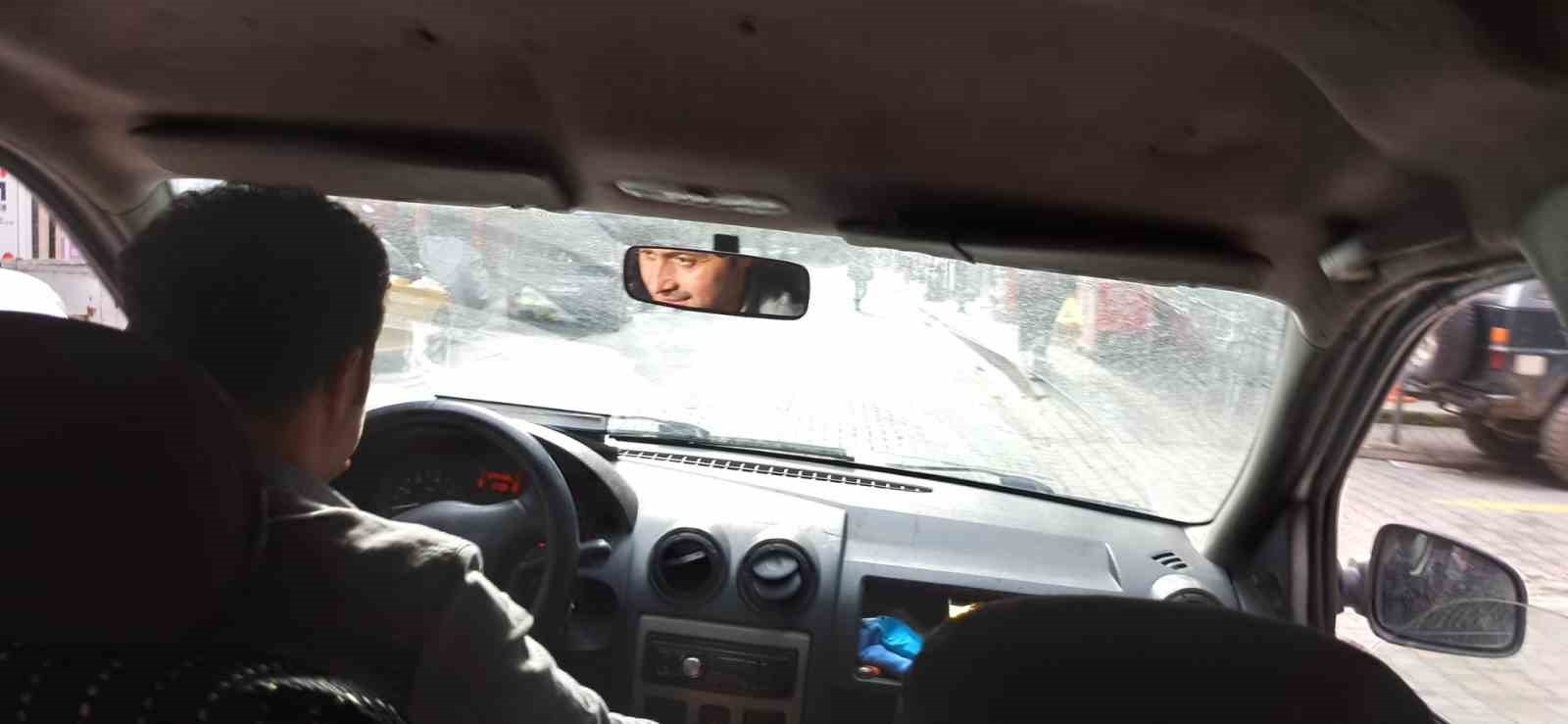 Otomobilini 50 gram altın karşılığında satışa çıkardı
