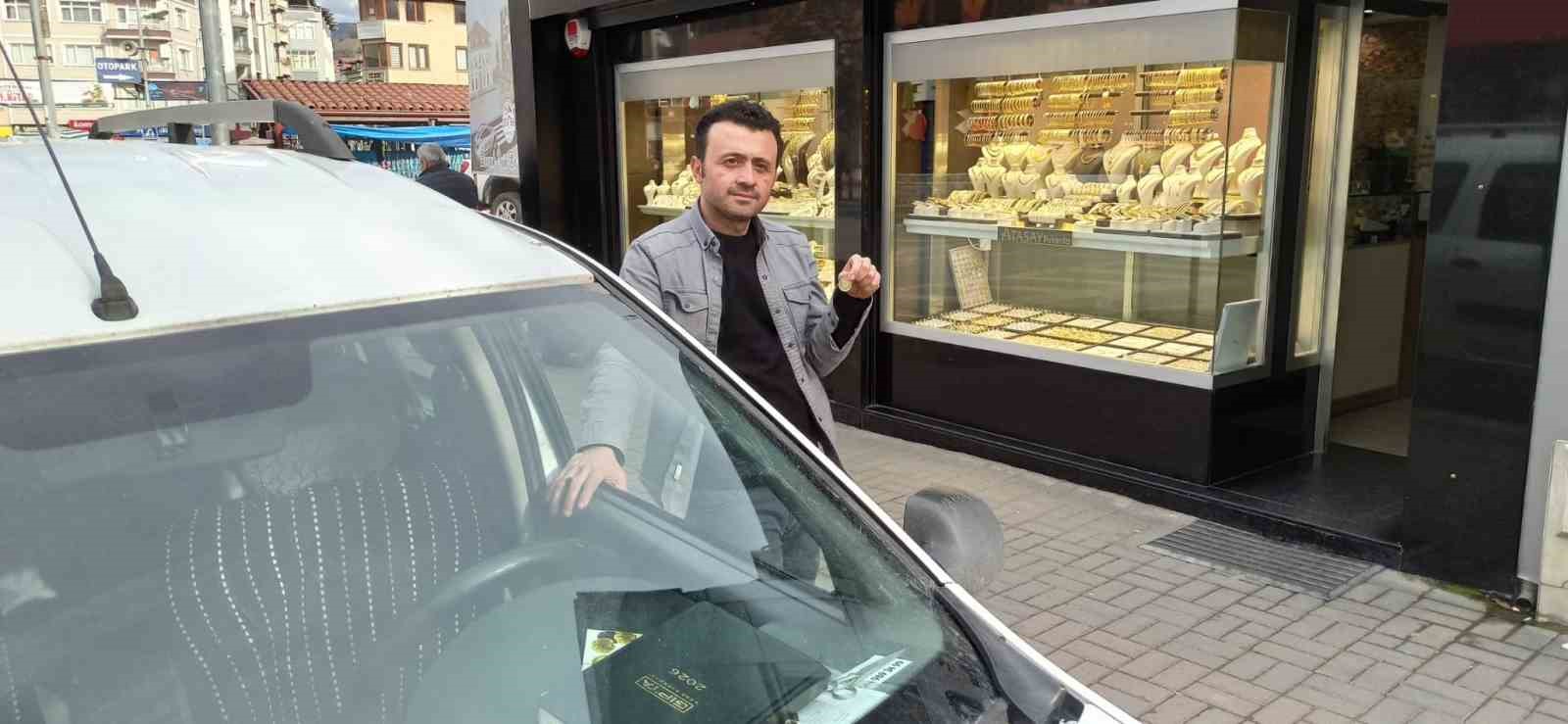 Otomobilini 50 gram altın karşılığında satışa çıkardı
