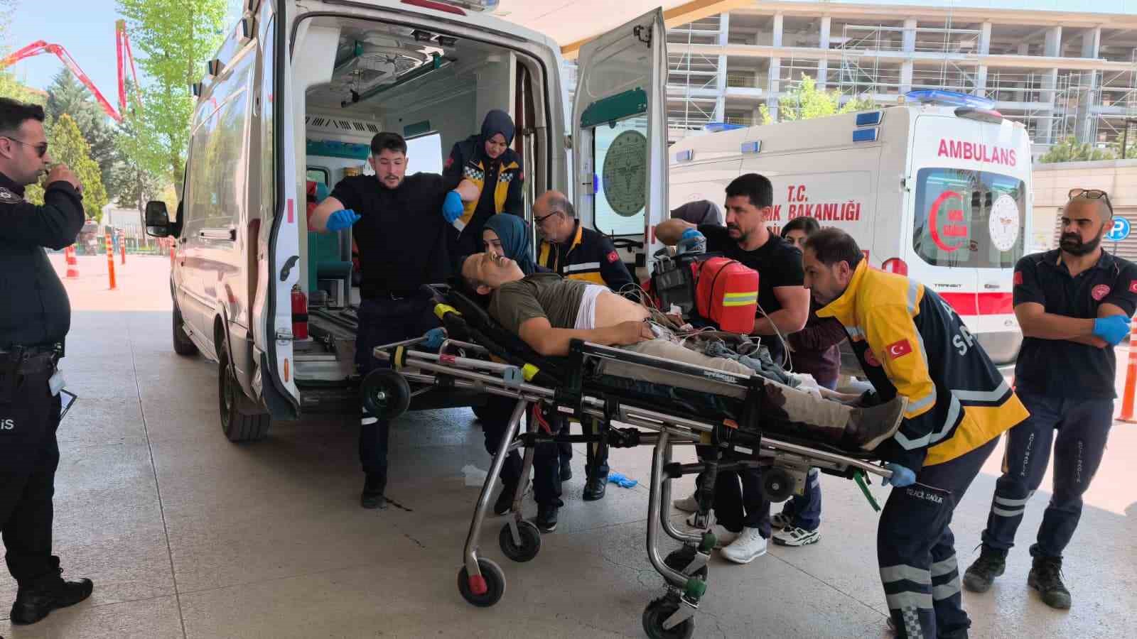 Otomobilini tamire götürdüğü tamircide vuruldu
