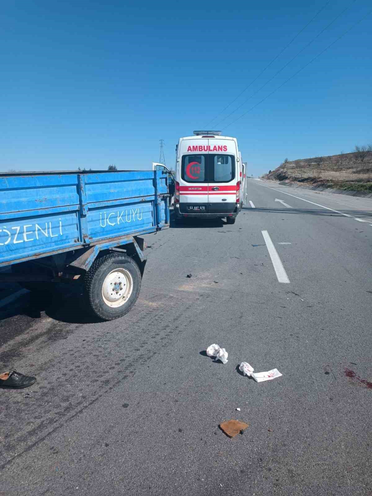 Otomobille patpat çarpıştı: 2 yaralı
