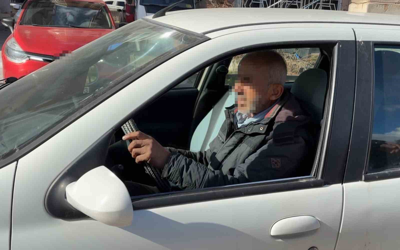 Otoparkta sürücüleri mahsur bıraktı, gelince de "Bilemedim ki" dedi
