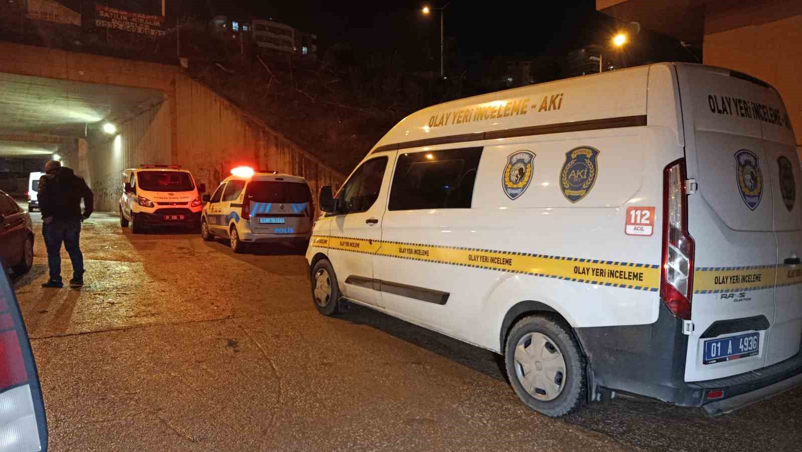 Otoyolda feci kaza: Anne yaralandı, sürücü oğlu öldü
