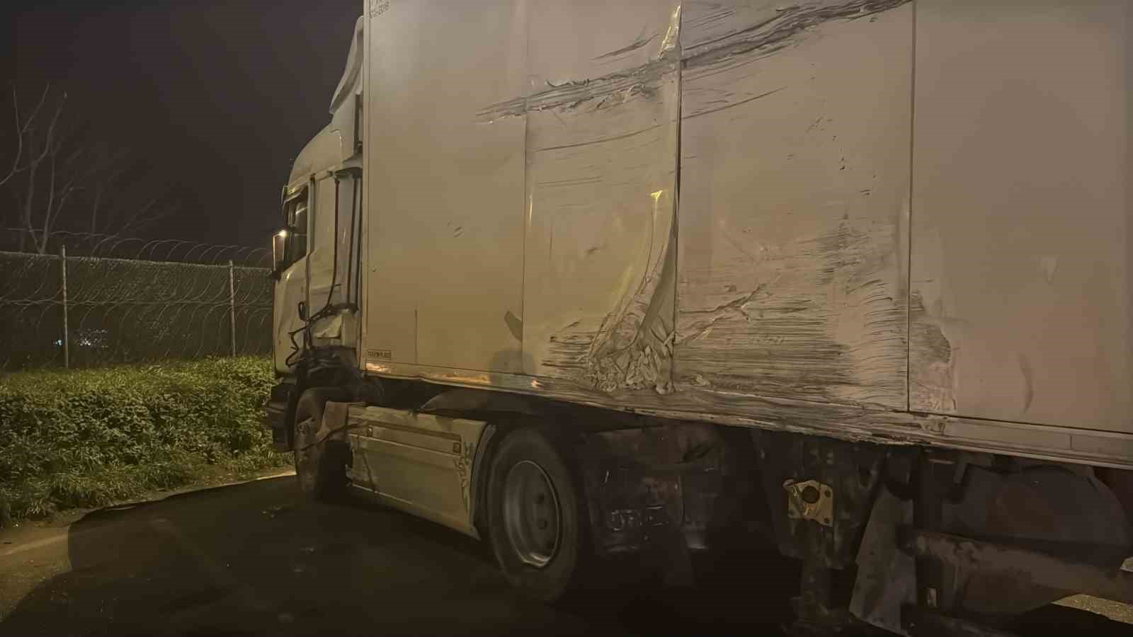 Otoyoldaki feci kazada tır sürücüsü yaşananları anlattı: "Gelen vurdu, giden vurdu"
