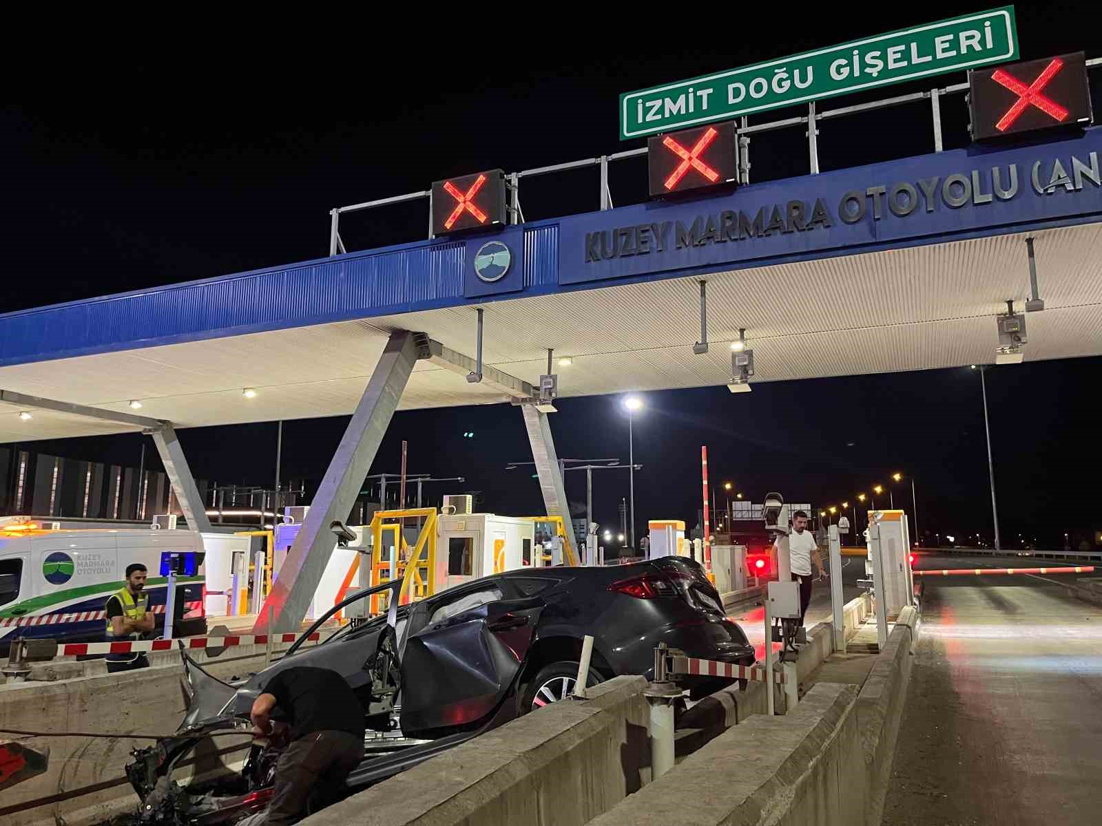 Otoyollardaki beton bloklar sürücülerin kabusu oldu
Otoyollardaki beton bloklar sürücülerin kabusu oldu