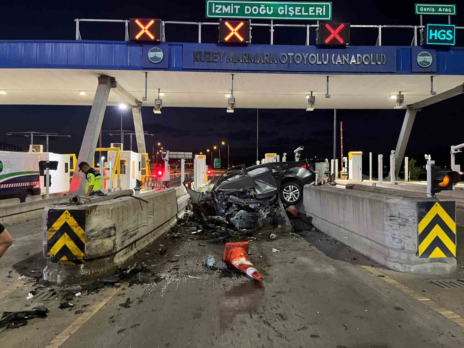 Otoyollardaki beton bloklar sürücülerin kabusu oldu
Otoyollardaki beton bloklar sürücülerin kabusu oldu