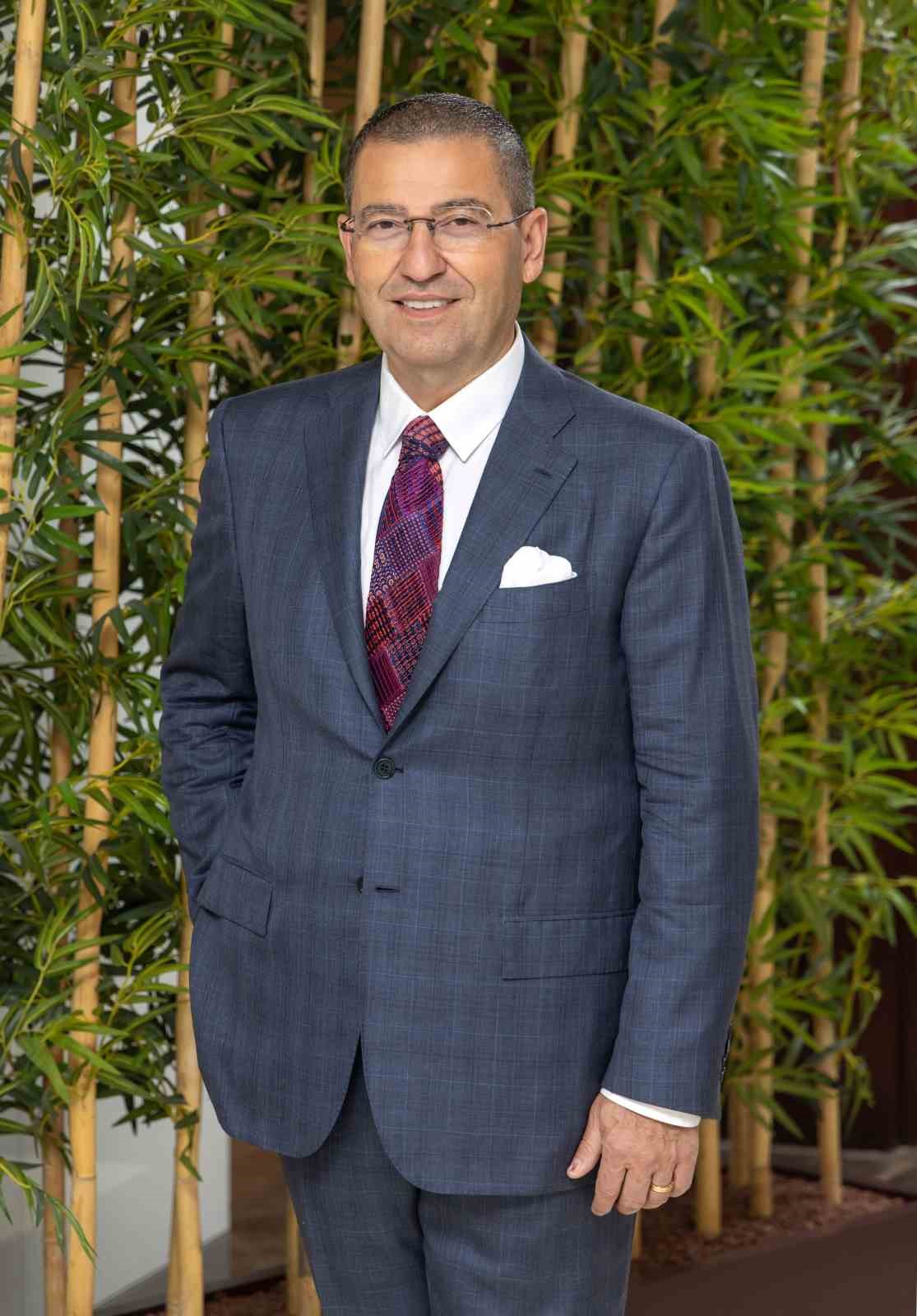 OYAK Çimento yeni güneş enerjisi santralini devreye aldı
OYAK Çimento yeni güneş enerjisi santralini devreye aldı