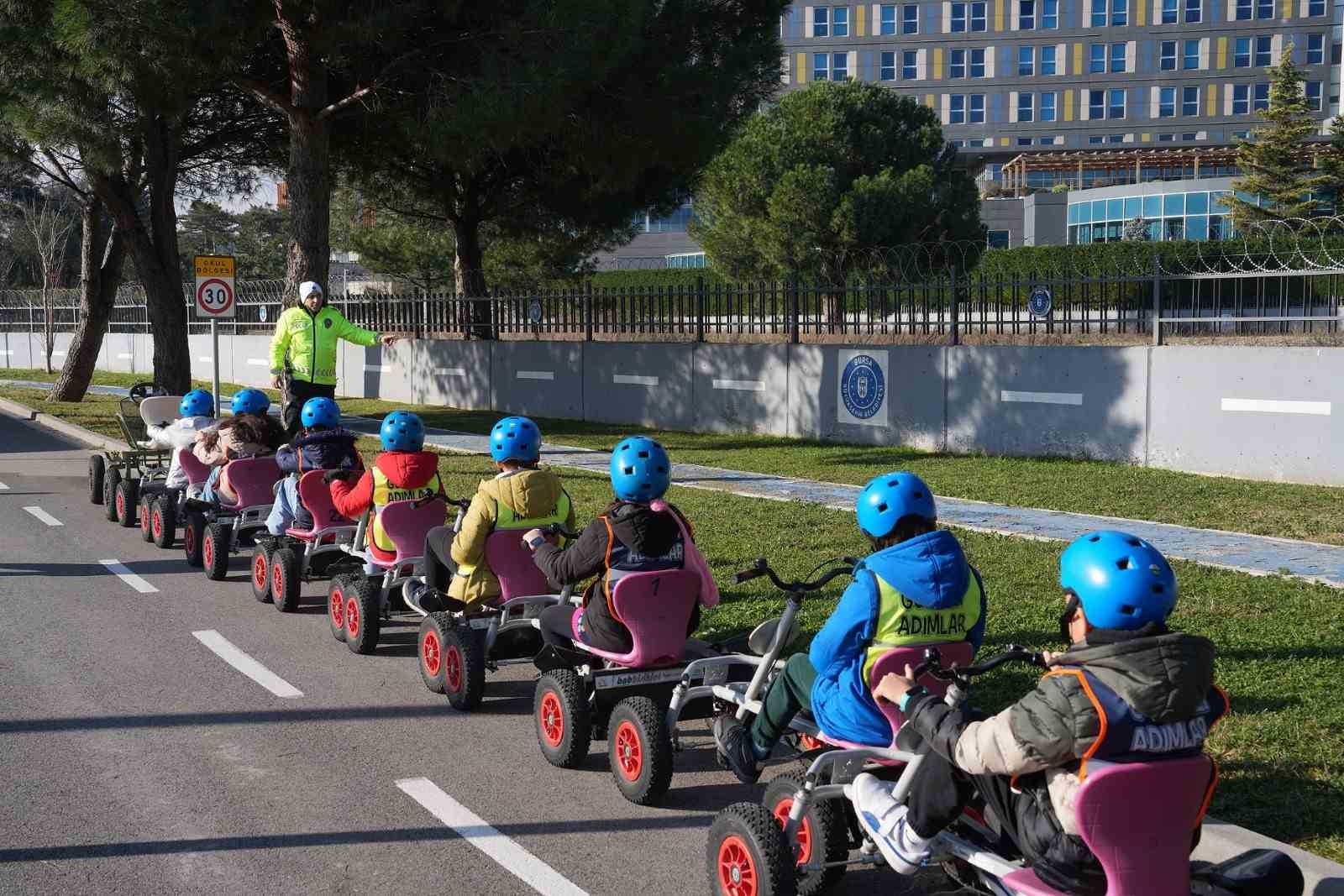 Oyak Renault’dan gelecek için güvenli adımlar projesi
