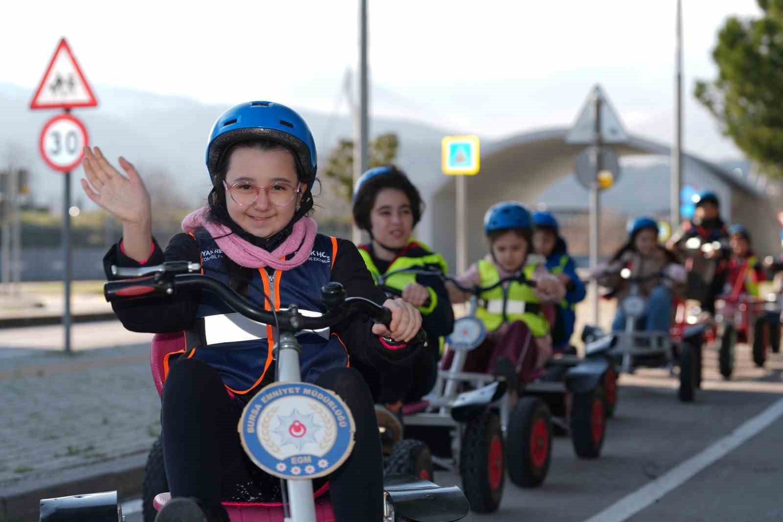 Oyak Renault’dan gelecek için güvenli adımlar projesi
