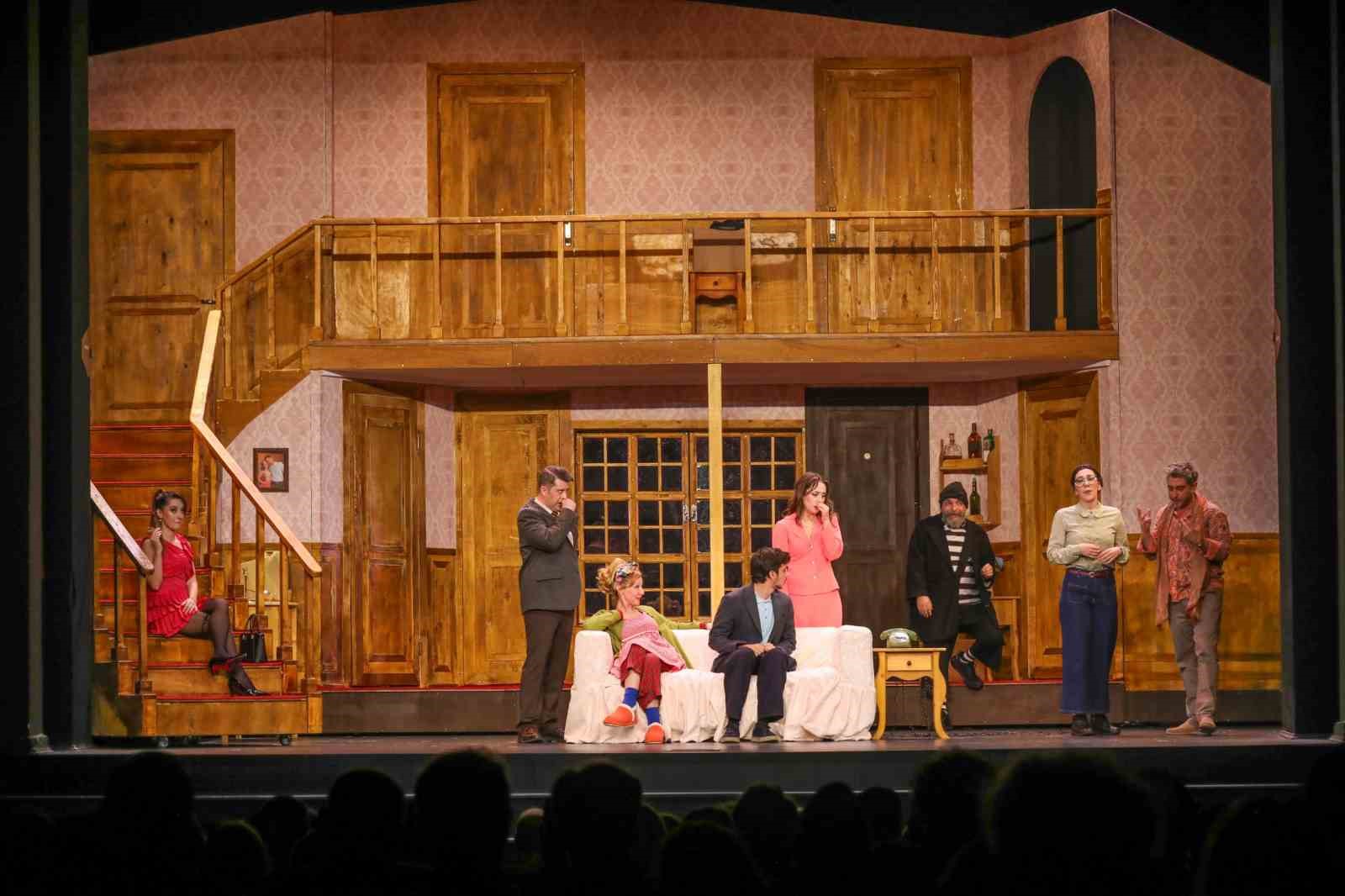 ‘Oyunun Oyunu’ seyirciyle buluştu
