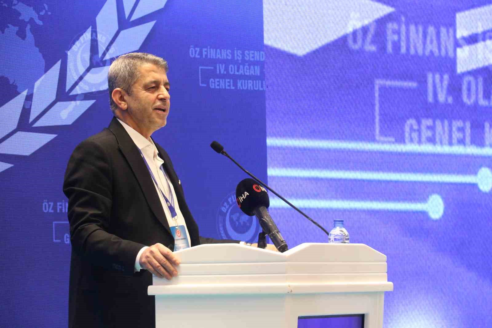 Öz Finans-İş Sendikası Başkanı Eroğlu: "153 arkadaşımızın kendi imkanlarıyla sıfır sermaye olarak bu işe başladık"
Öz Finans-İş Sendikası Başkanı Eroğlu: "153 arkadaşımızın kendi imkanlarıyla sıfır sermaye olarak bu işe başladık"