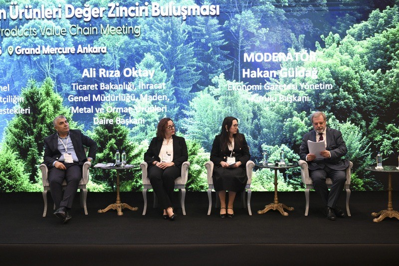 Özakalın’dan  "Sektörel Dönüşüm ve Sürdürülebilirlik" vurgusu
