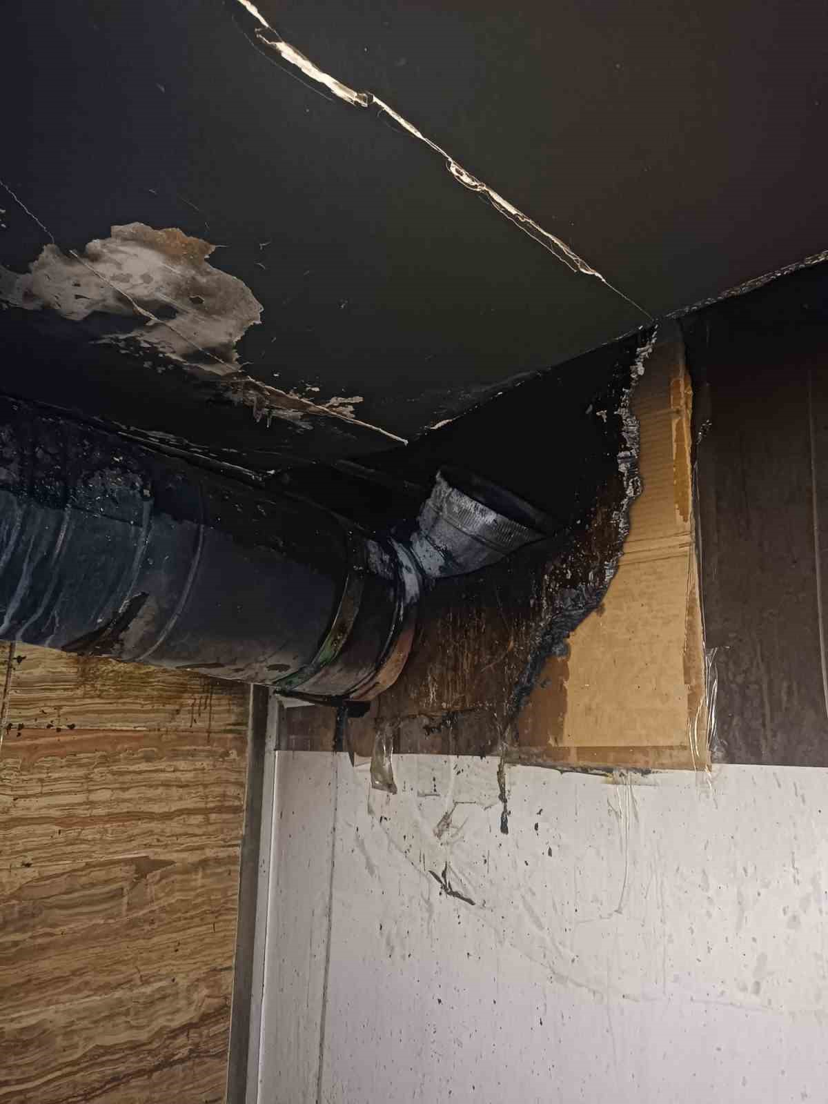 Özalp’ta iş yeri yangını
