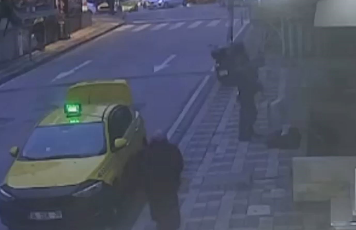 Özbek kadının öldürüldüğü olaya ilişkin yeni görüntüler ortaya çıktı, taksiye böyle binmişler
