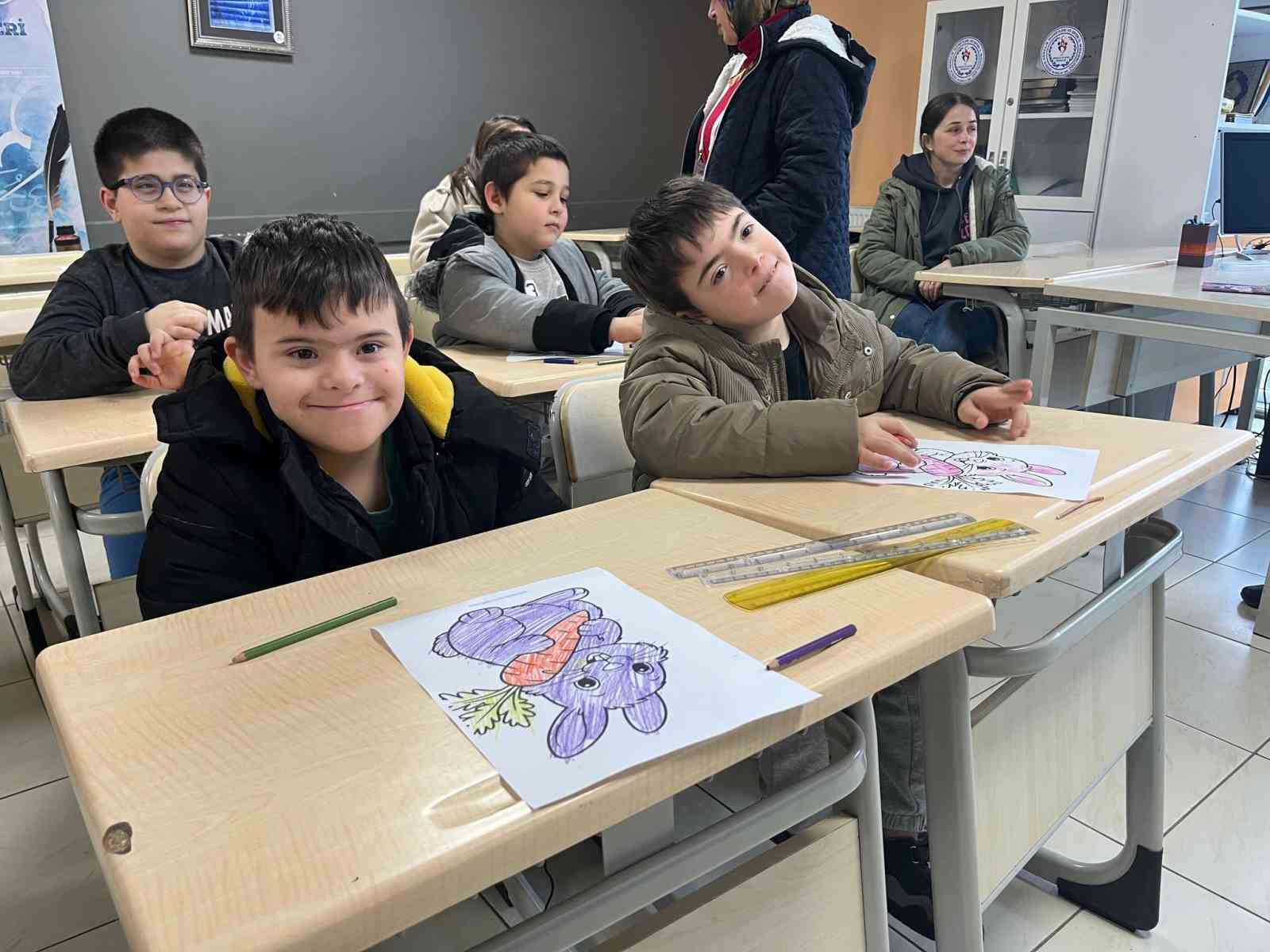 Özel bireyler gönüllerince eğlendi
