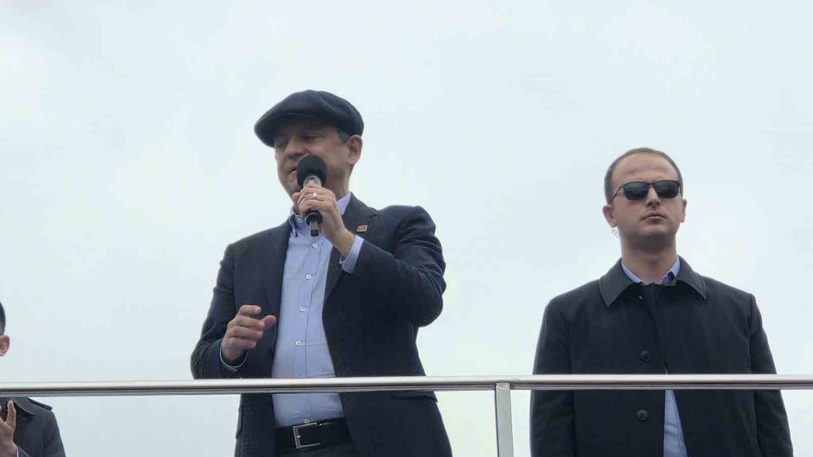 Özgür Özel, Kütahya’da "Millet İradesine Sahip Çıkıyor" mitinginde konuştu
