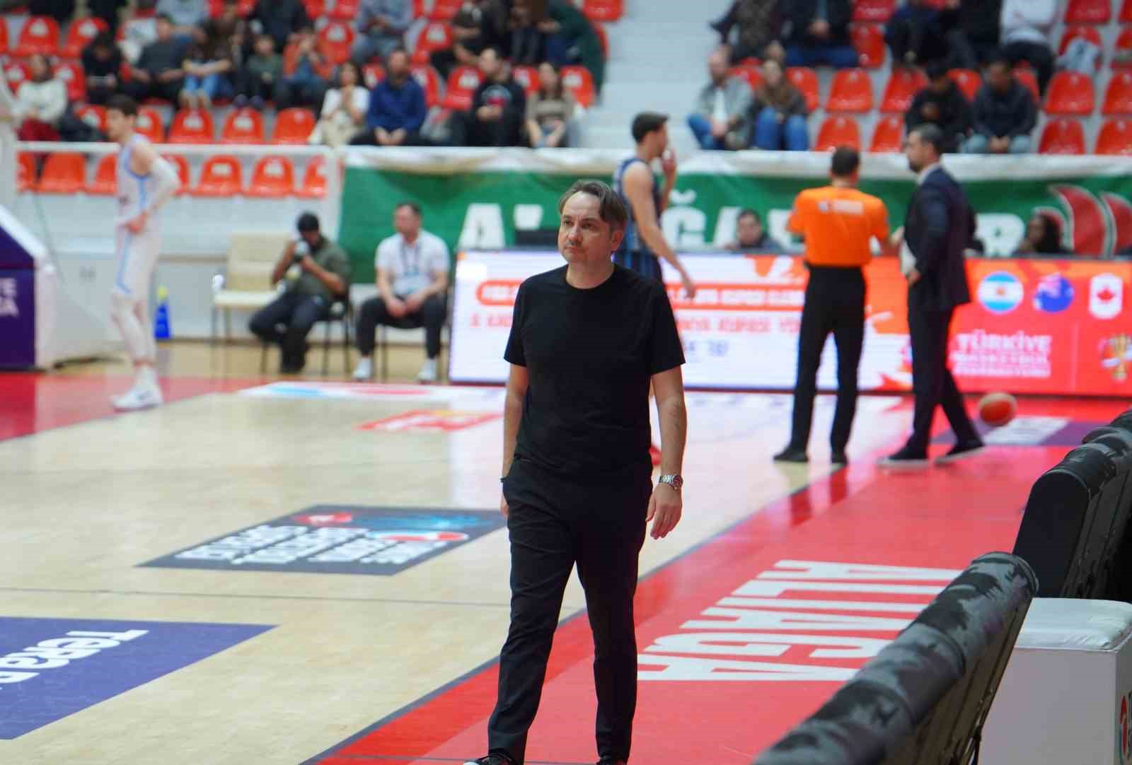 Özhan Çıvgın: "Bizim için psikolojik açıdan zor bir maçtı"
