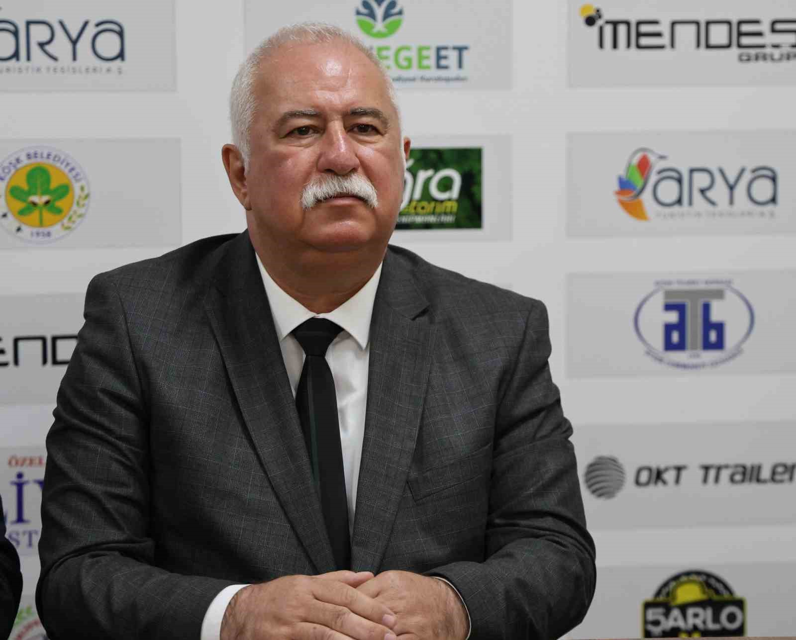 Özmeriç; Esnaf ve sanatkara faydalı olmak için yola çıktı
Özmeriç; Esnaf ve sanatkara faydalı olmak için yola çıktı