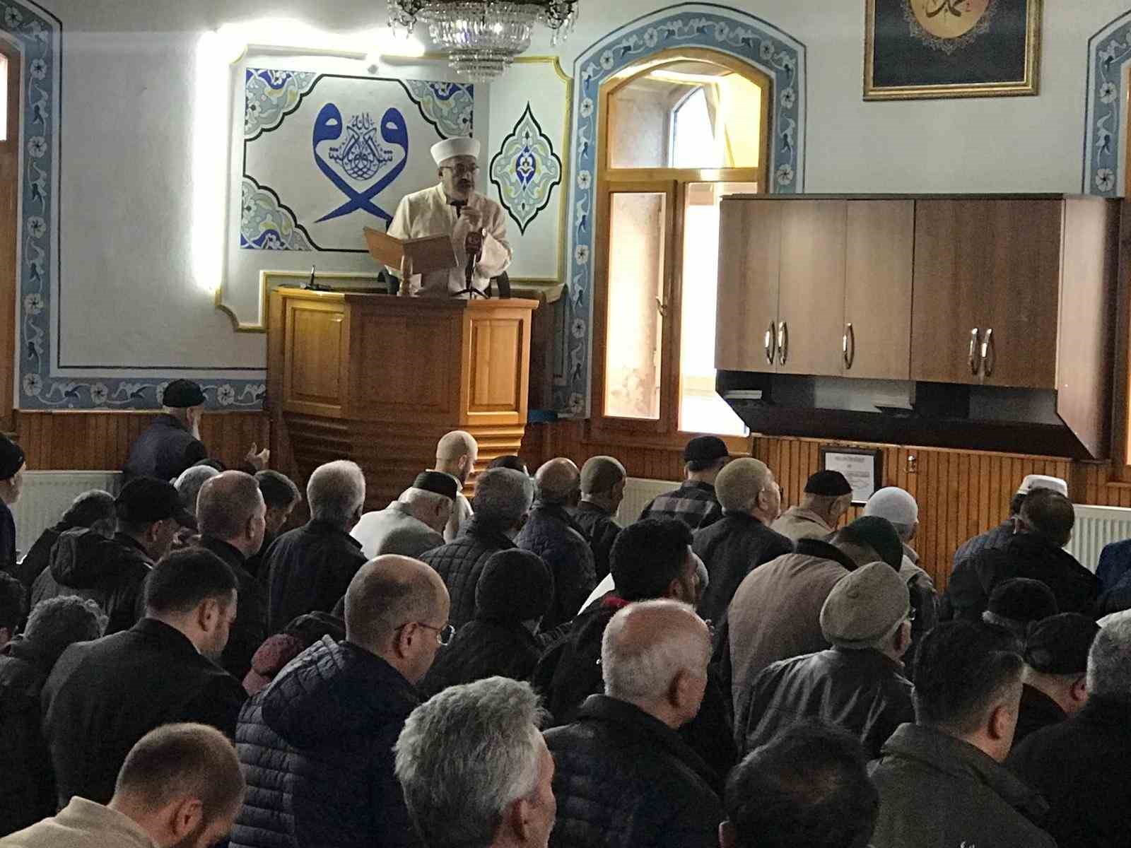 Özsoy dua ile anıldı
