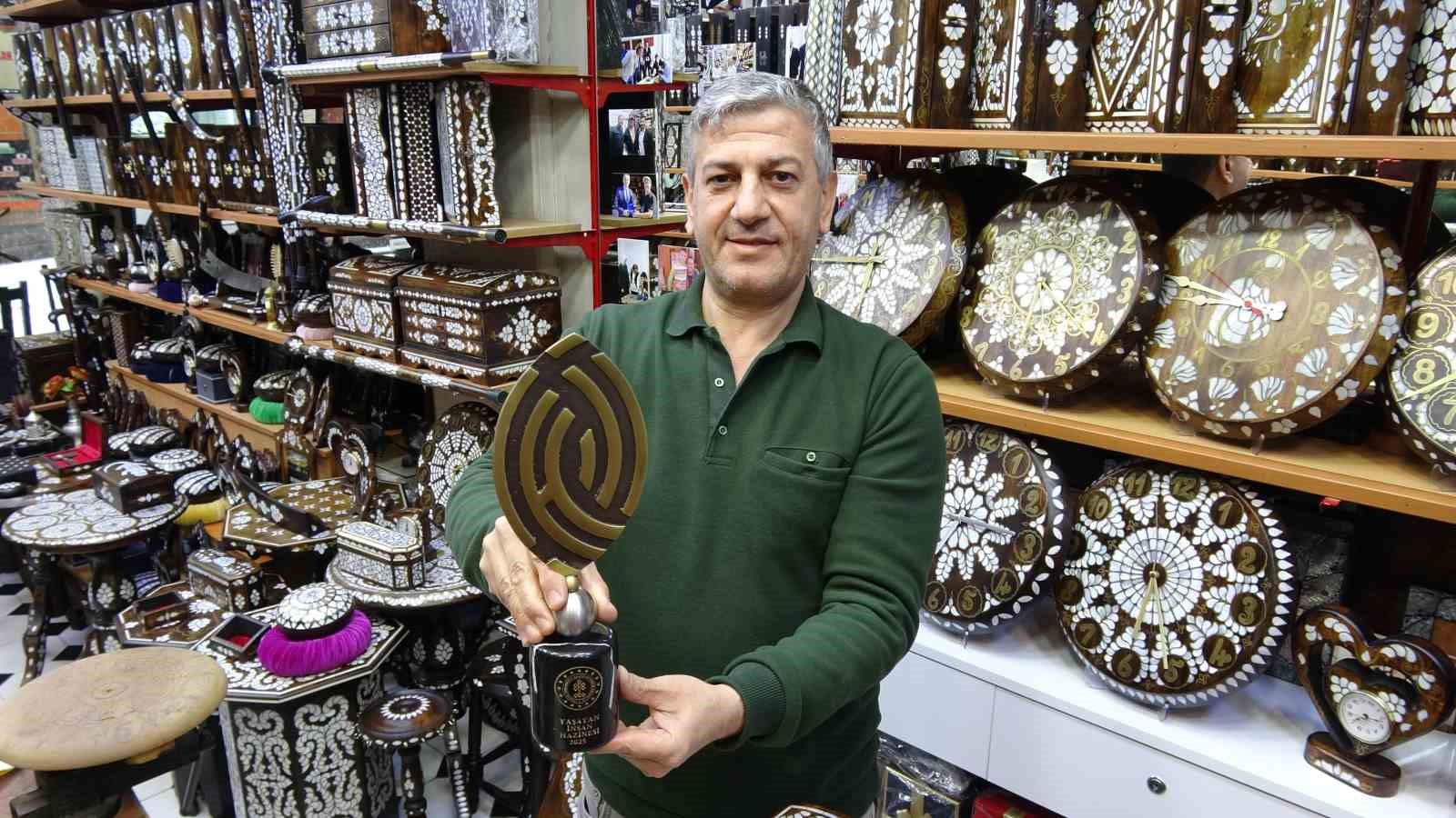 Padişah mesleğini yaşatan Gaziantepli ustaya ’Yaşayan İnsan Hazineleri’ ödülü
