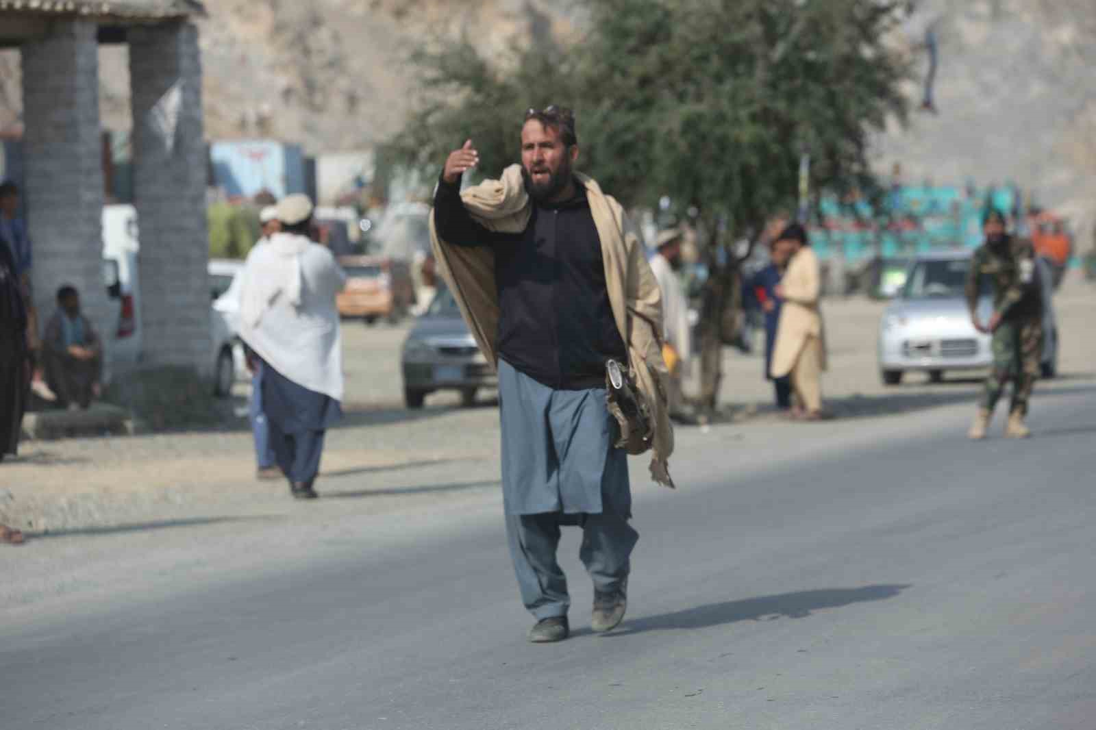 Pakistan: "228 Taliban askeri öldürüldü, 314 Taliban askeri ise yaralandı"
Pakistan: "228 Taliban askeri öldürüldü, 314 Taliban askeri ise yaralandı"