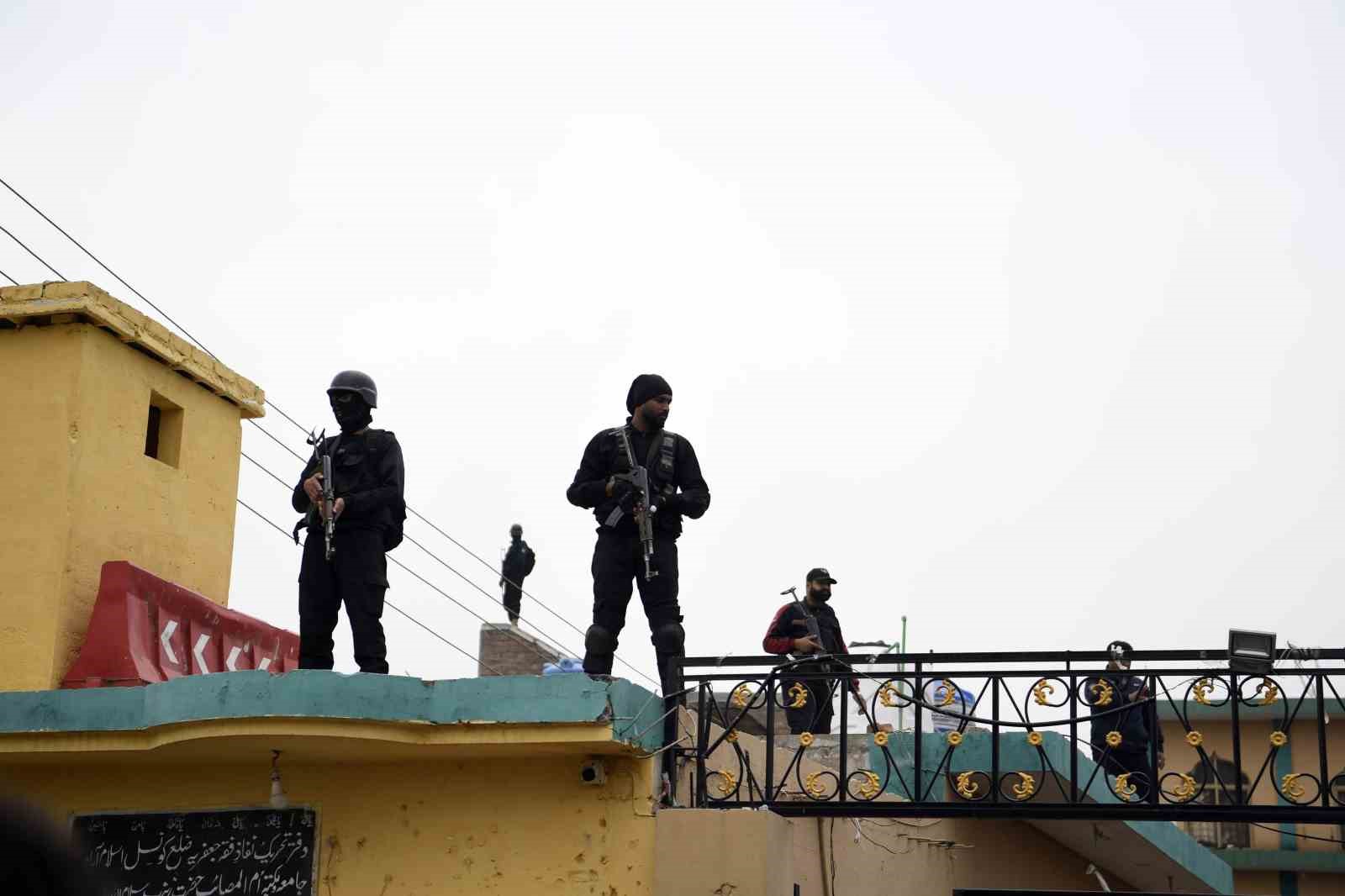 Pakistan’daki cami saldırısında can kaybı 35’e yükseldi
