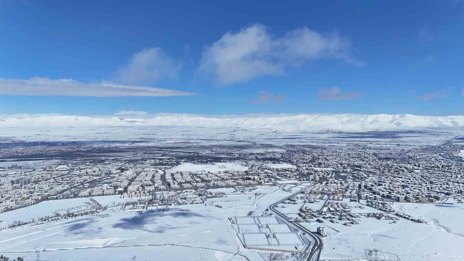Palandöken Kayak Merkezi’nde görsel şölen
