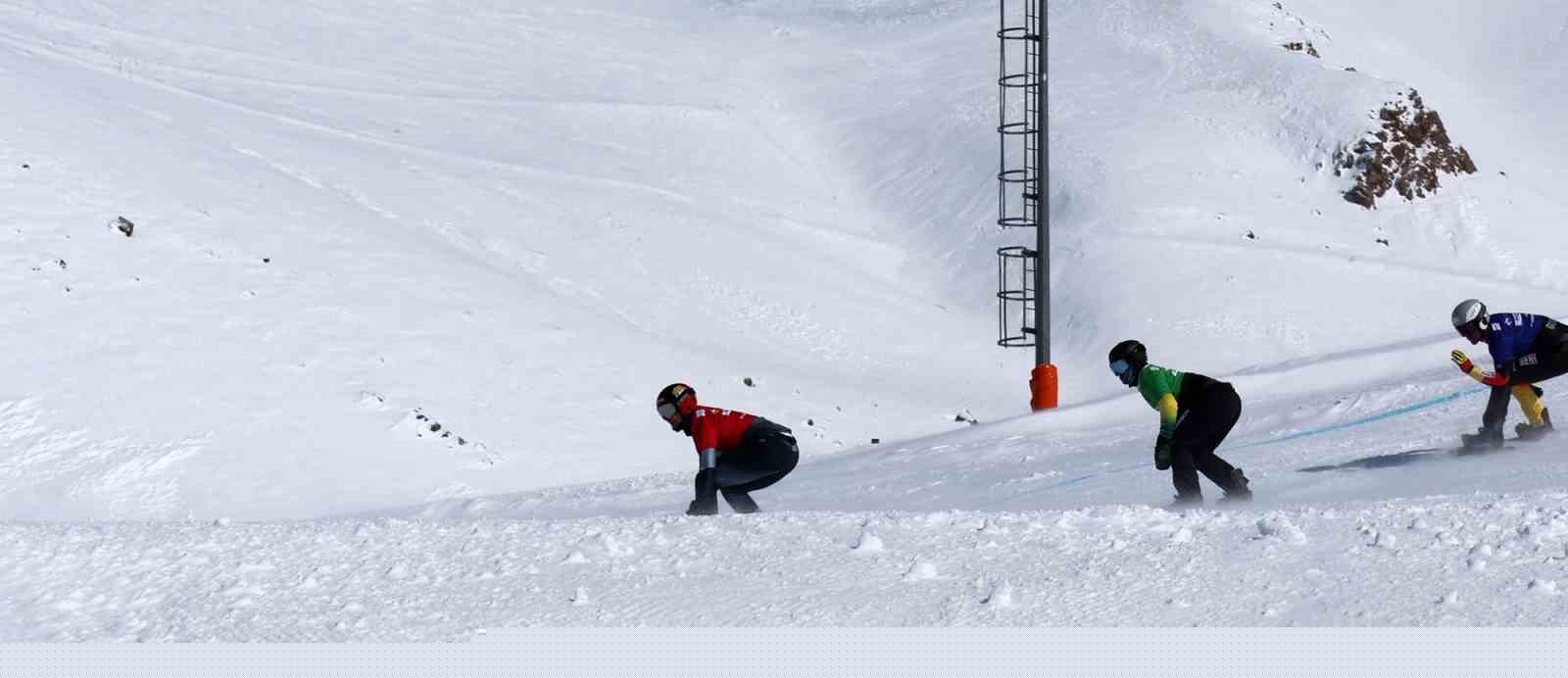 Palandöken’de FIS SBX Snowboard Dünya Kupası zirvesi
