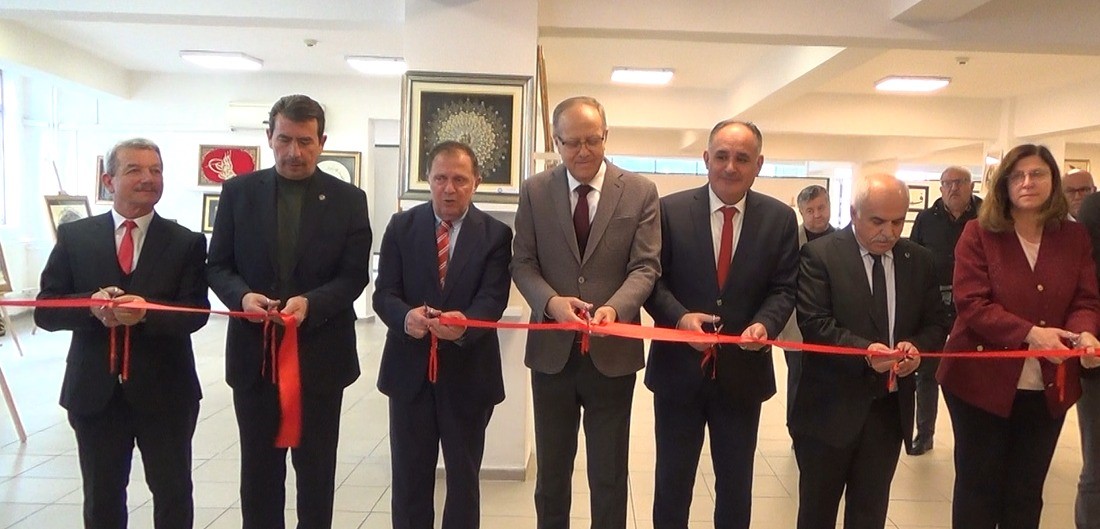 Pamukkale’de 100 eser sanatseverle buluştu
