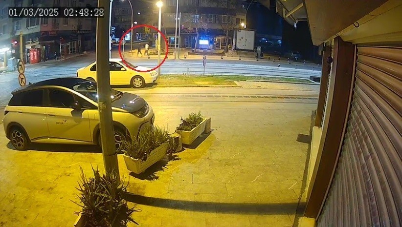 Paramedik genci darp edip öldürdüler " Maddenin etkisindeydik, öldüğünü polislerden duyduk" dediler
