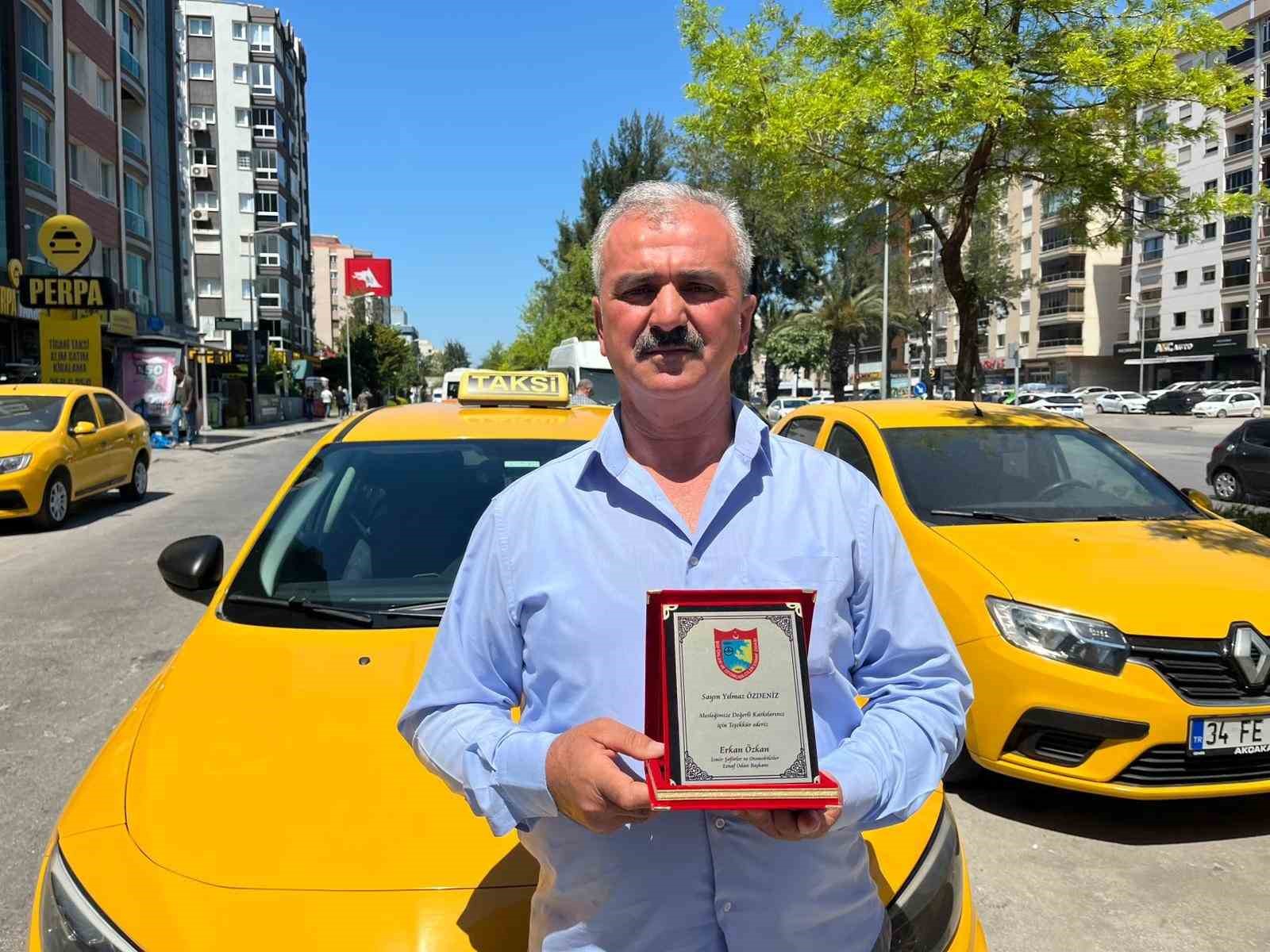 Parası çalınan askerin imdadına taksi şoförü yetişti
