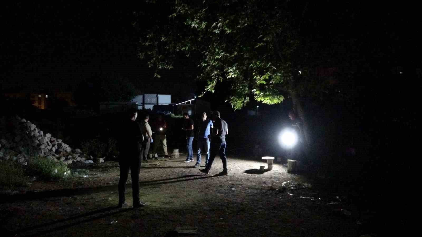 Parkta oğlunu 37 bıçak darbesiyle öldüren babaya ağırlaştırılmış müebbet talebi
