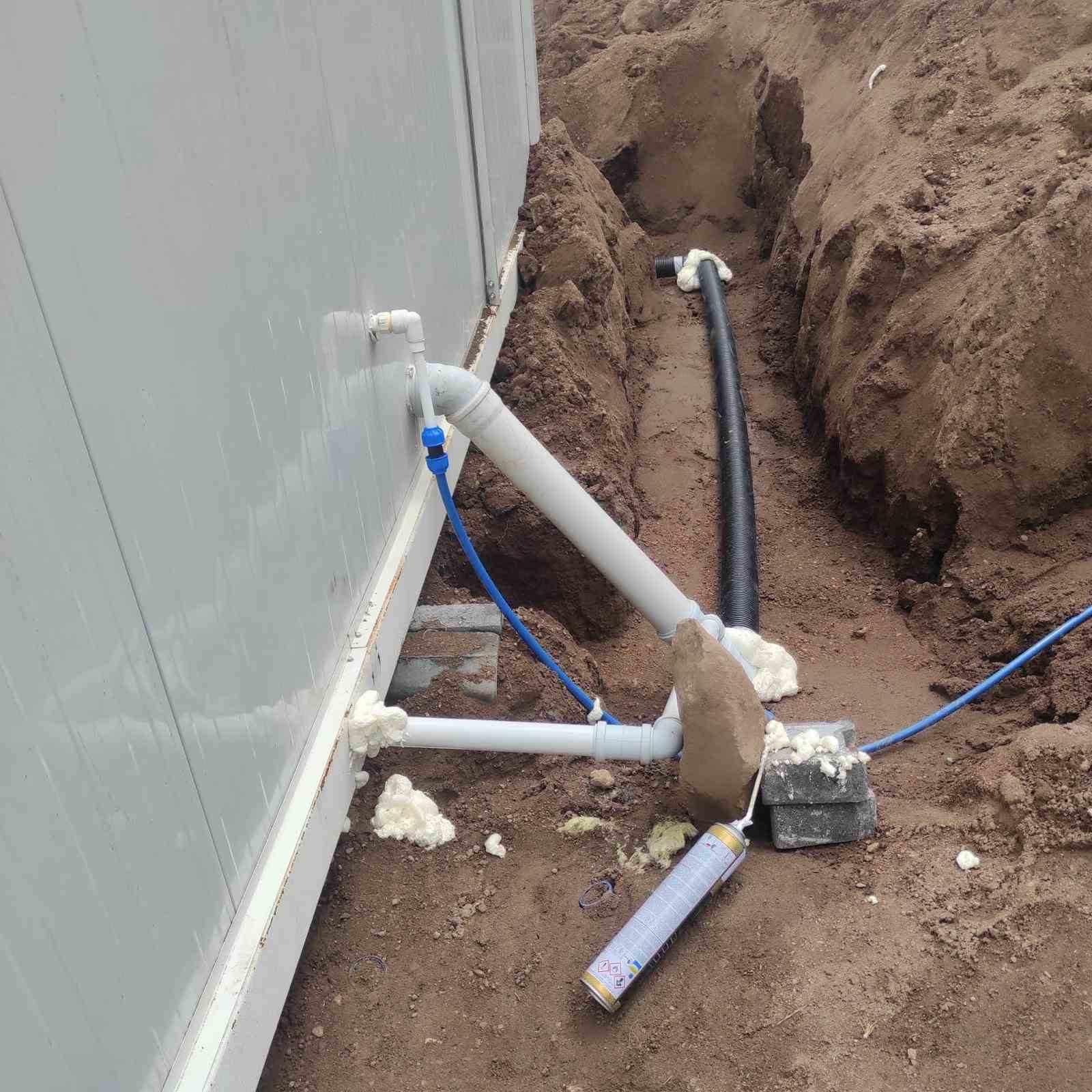 Patnos’ta depremin yaraları sarılıyor
