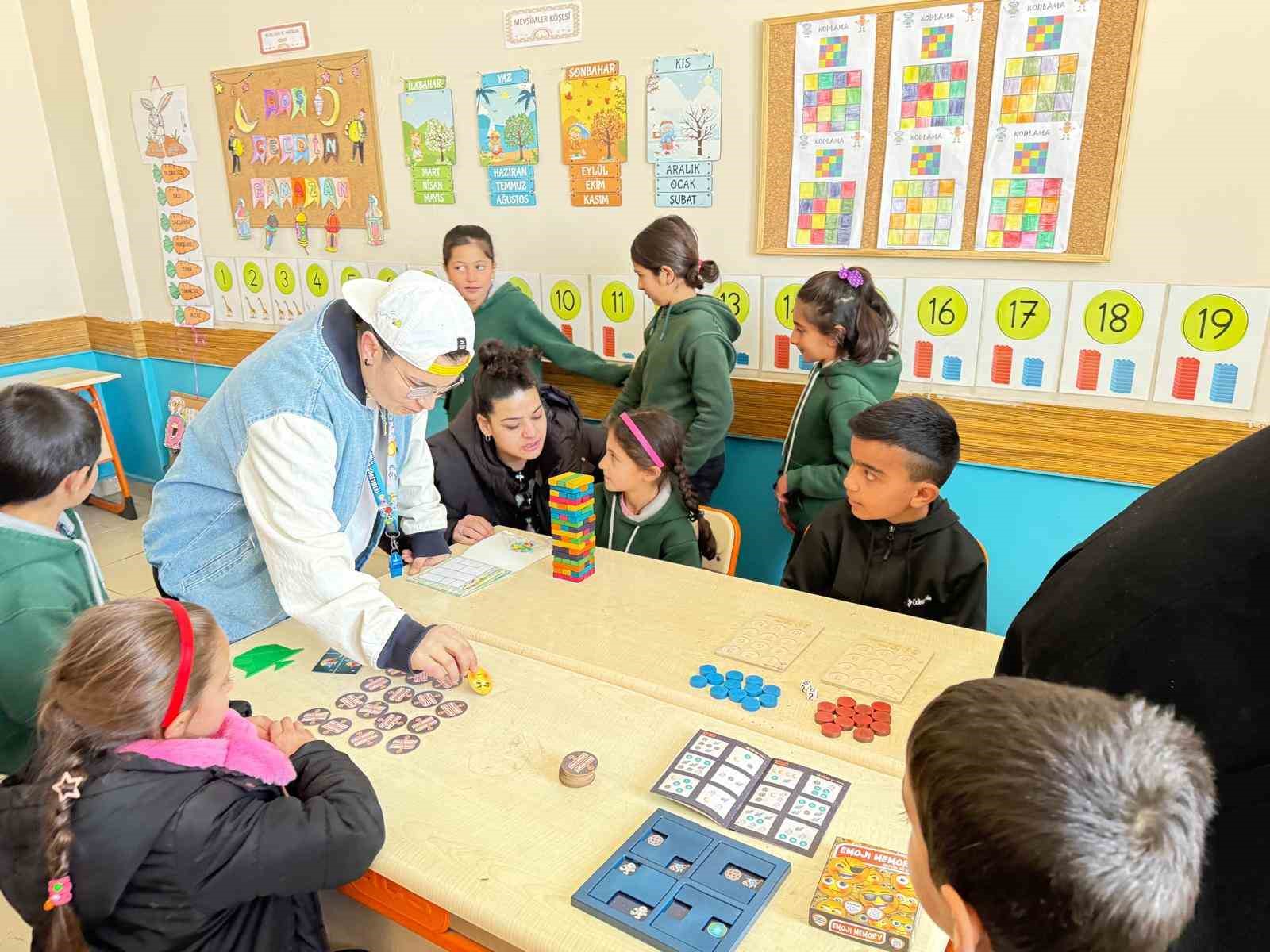 Patnos’ta öğretmenlerden örnek dayanışma
