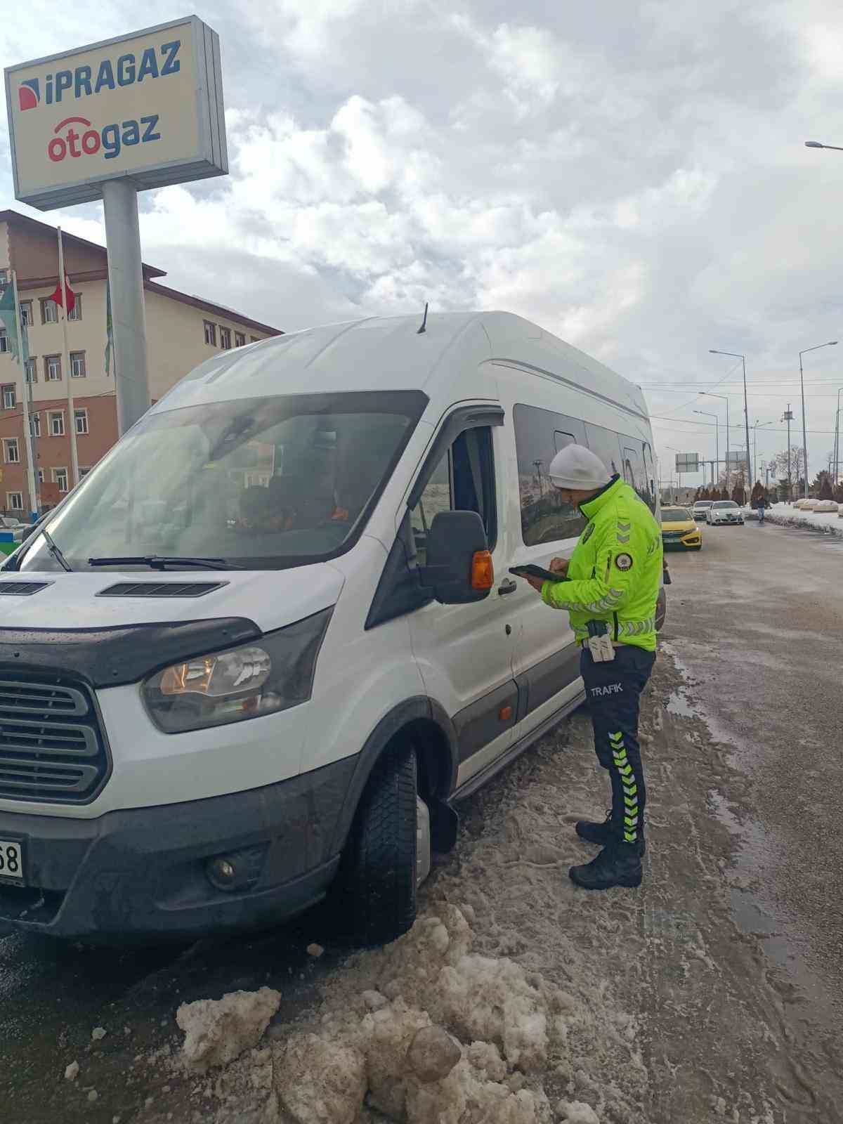 Patnos’ta okullarda ve servislerde denetimler artırıldı
