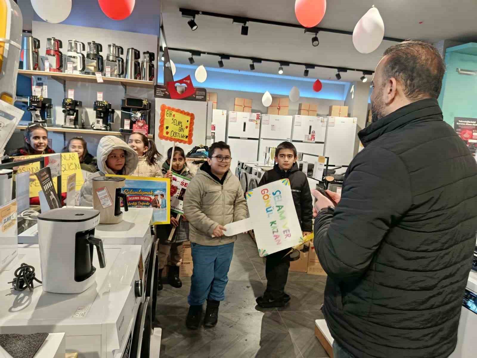 Patnos’ta "Türkiye Selamlaşıyor" Etkinliği Başladı
