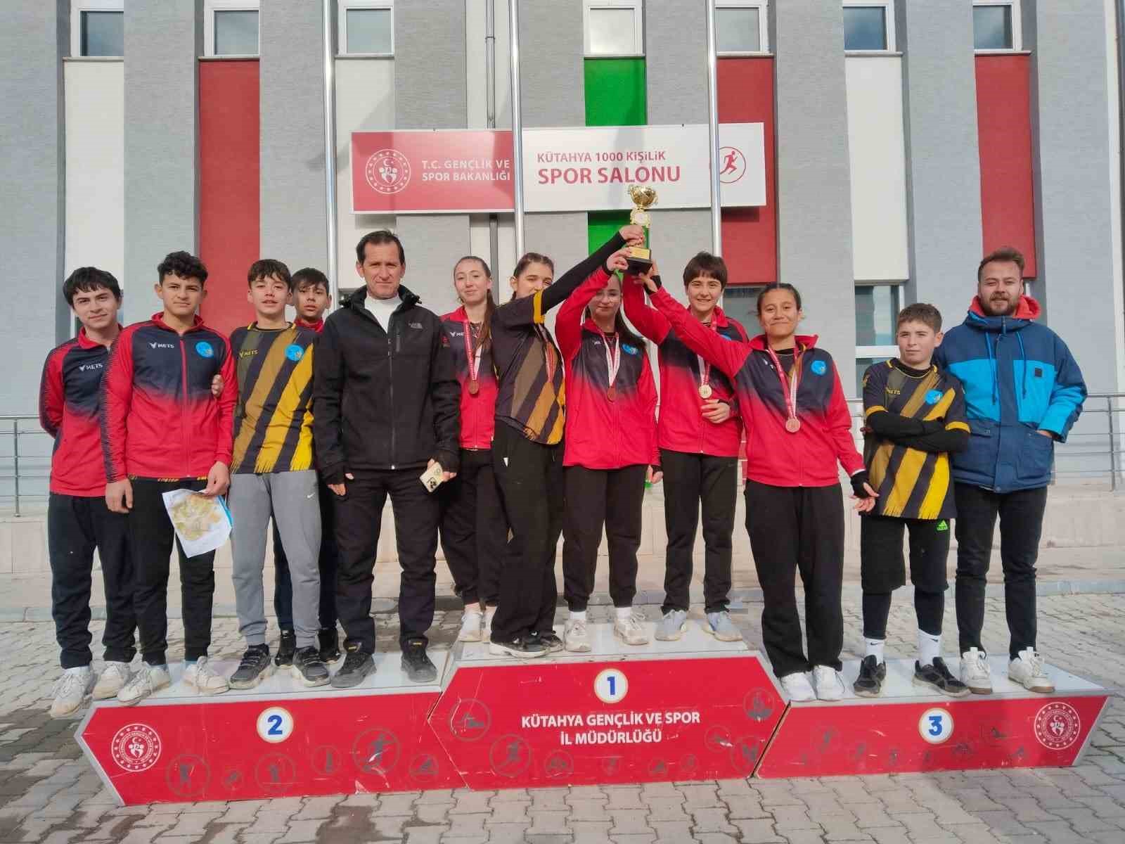 Pazarlar Spor Lisesinden tarihi başlangıç: İlk yılda 1 kupa 6 madalya
Pazarlar Spor Lisesinden tarihi başlangıç: İlk yılda 1 kupa 6 madalya