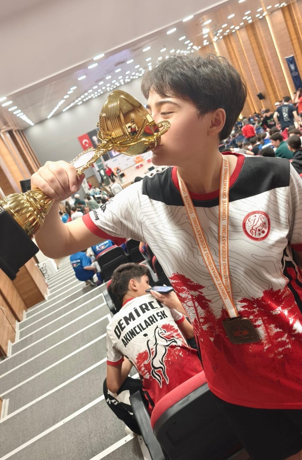 Pazarlar Spor Lisesi’nin parlayan yıldızı Medine Nur Türkiye üçüncüsü oldu
