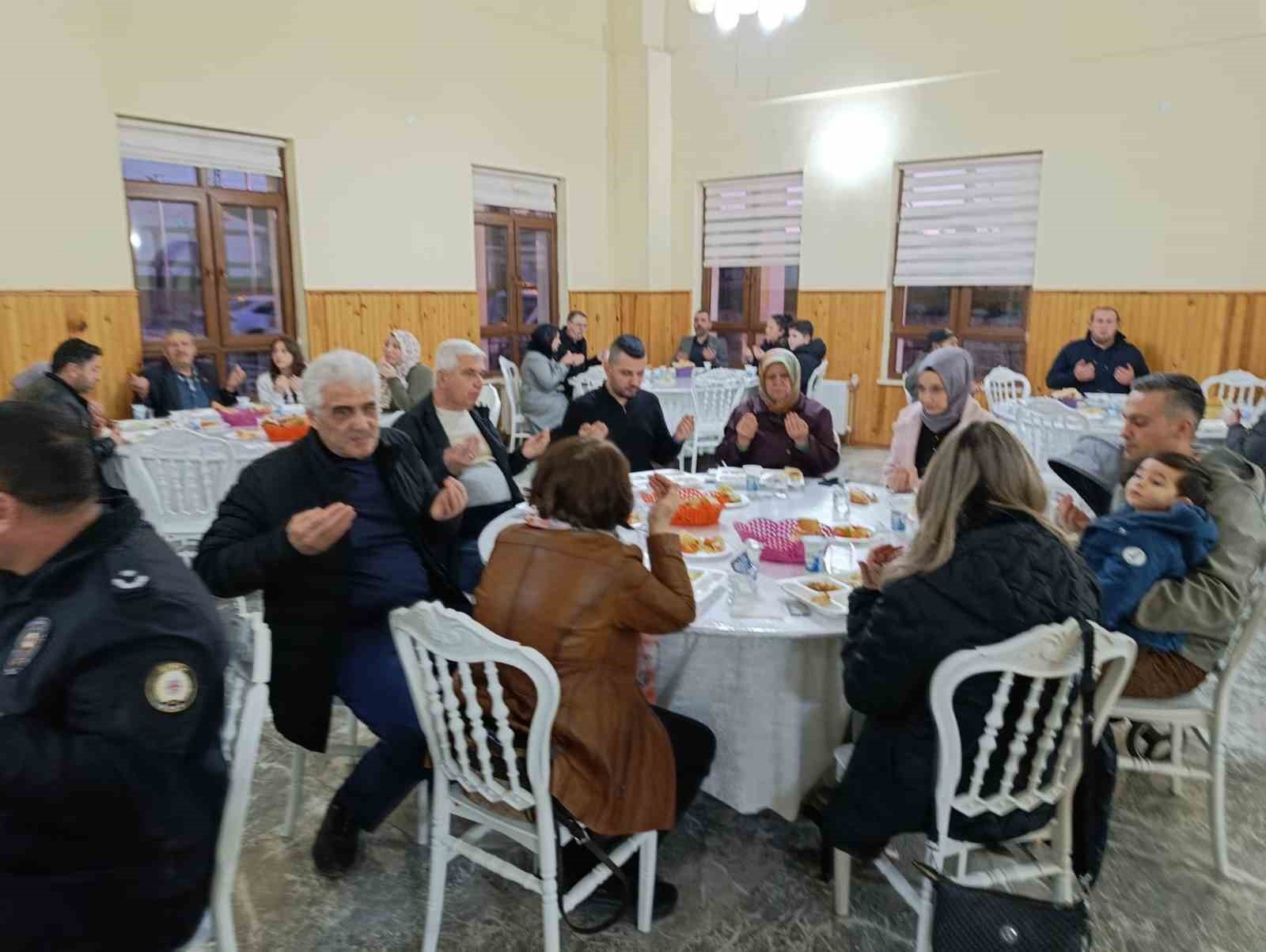 Pazaryeri’nde şehit aileleri ve gaziler onuruna iftar programı

