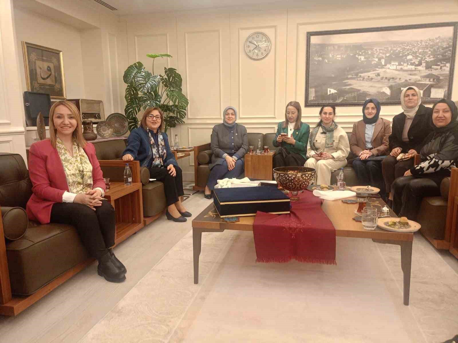 Pazaryeri’nin sesi Gaziantep’te yükseldi
Pazaryeri’nin sesi Gaziantep’te yükseldi