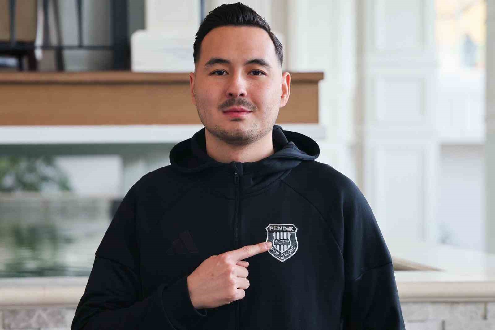 Pendikspor’un savunmacısı Berkay Sülüngöz: "Şampiyonluğa oynuyoruz ve hedefimiz net"
