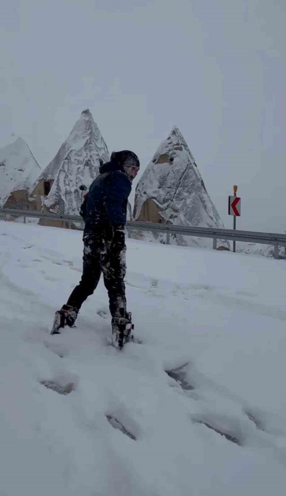 Peribacaları arasında kayak keyfi
