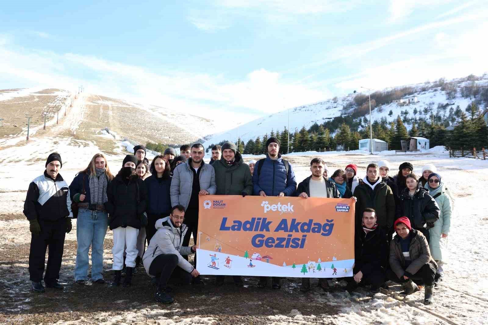 Petek Genç Ladik Akdağ gezileri başladı
Petek Genç Ladik Akdağ gezileri başladı