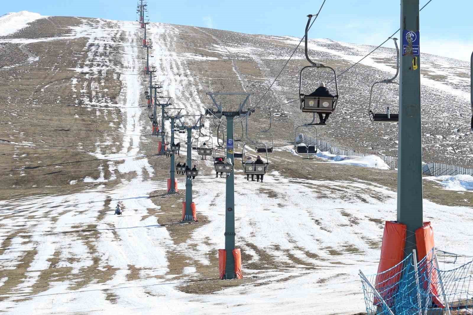 Petek Genç Ladik Akdağ gezileri başladı
Petek Genç Ladik Akdağ gezileri başladı