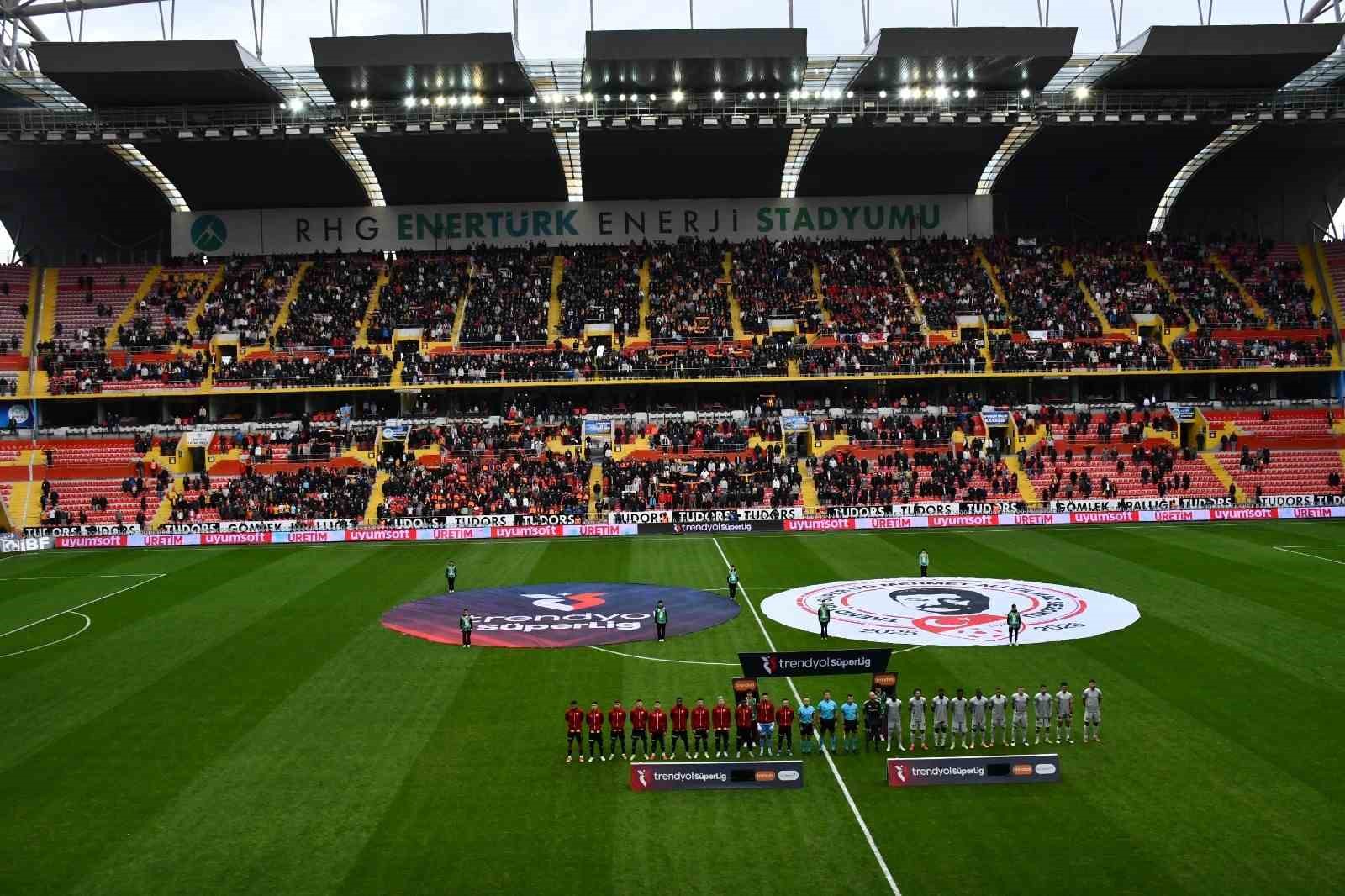 PFDK’dan Kayserispor’a para cezası
PFDK’dan Kayserispor’a para cezası