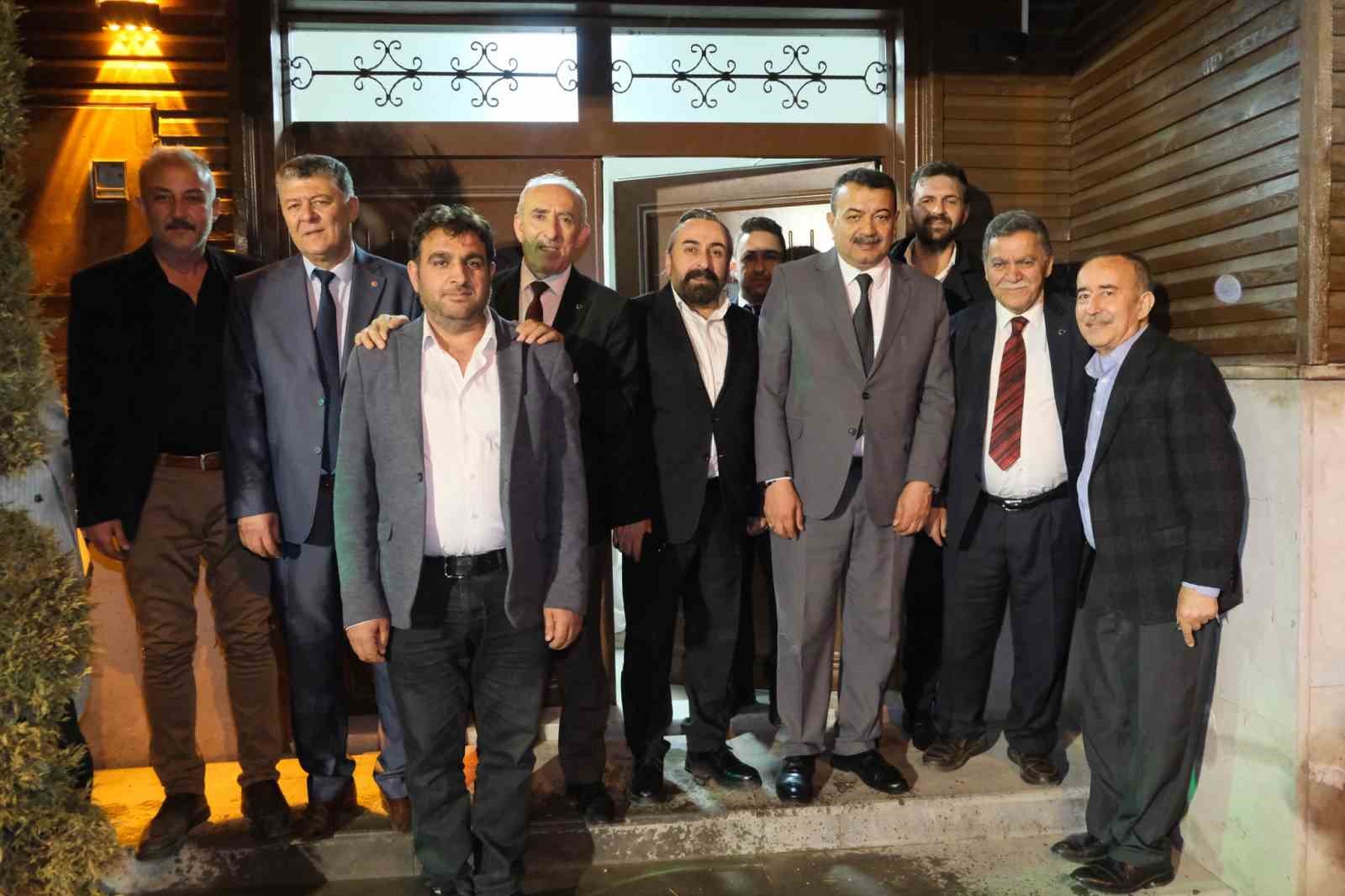 Pınarbaşı ve Sarız’dan Başkan Odakır’a tam destek
