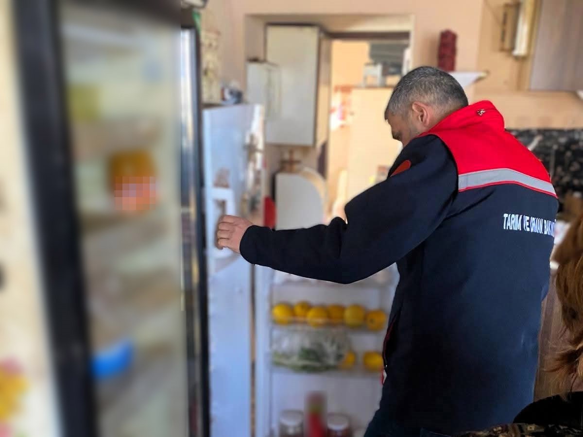 Pınarhisar’da Ramazan ayına özel gıda denetimi
Pınarhisar’da Ramazan ayına özel gıda denetimi