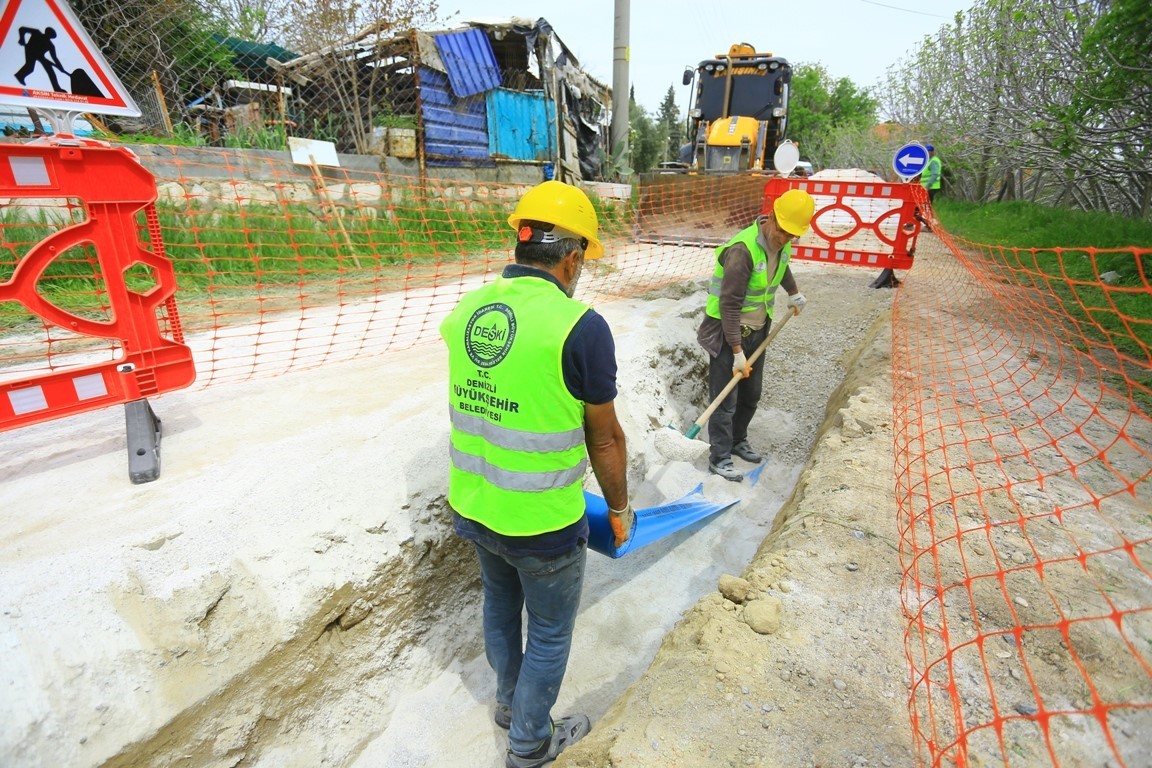 Pınarkent’in altyapı sorunu 200 milyonluk yatırımla tarihe karışıyor
Pınarkent’in altyapı sorunu 200 milyonluk yatırımla tarihe karışıyor