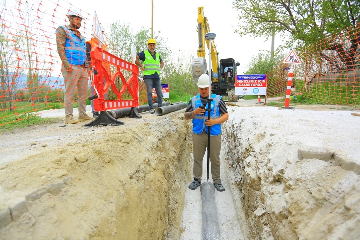 Pınarkent’in altyapı sorunu 200 milyonluk yatırımla tarihe karışıyor
Pınarkent’in altyapı sorunu 200 milyonluk yatırımla tarihe karışıyor