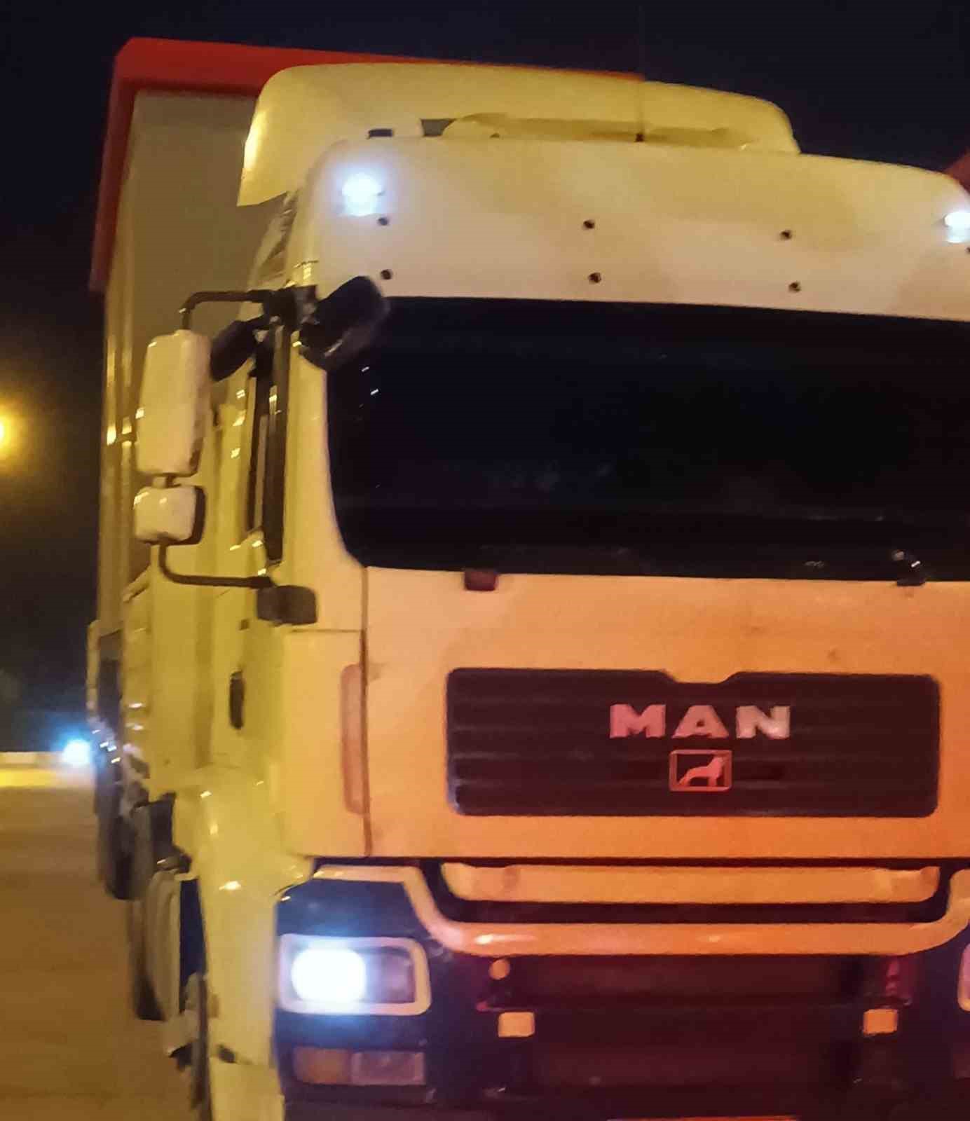 Plakayı kapatıp kantardan kaçan çekicilere 420 bin TL ceza
